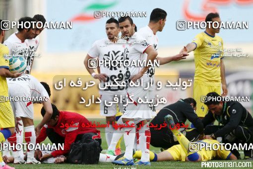 372232, لیگ برتر فوتبال ایران، Persian Gulf Cup، Week 25، Second Leg، 2016/04/09، Tehran، Takhti Stadium، Naft Tehran 2 - ۱ Padideh Mashhad