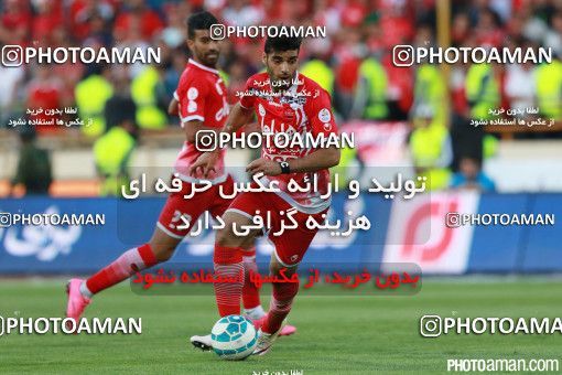 378983, Tehran, Iran, لیگ برتر فوتبال ایران، Persian Gulf Cup، Week 30، Second Leg، Persepolis 2 v 1 Rah Ahan on 2016/05/13 at Azadi Stadium
