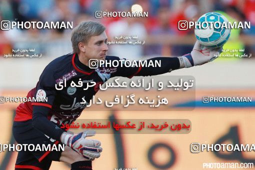 379778, Tehran, Iran, لیگ برتر فوتبال ایران، Persian Gulf Cup، Week 30، Second Leg، Persepolis 2 v 1 Rah Ahan on 2016/05/13 at Azadi Stadium