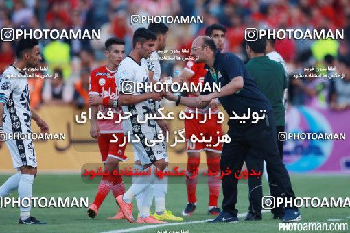379822, Tehran, Iran, لیگ برتر فوتبال ایران، Persian Gulf Cup، Week 30، Second Leg، Persepolis 2 v 1 Rah Ahan on 2016/05/13 at Azadi Stadium