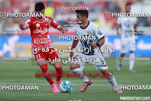 380088, Tehran, Iran, لیگ برتر فوتبال ایران، Persian Gulf Cup، Week 30، Second Leg، Persepolis 2 v 1 Rah Ahan on 2016/05/13 at Azadi Stadium
