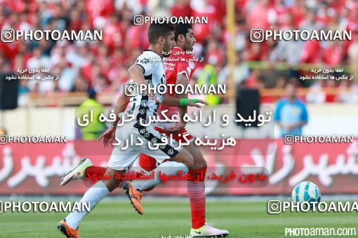 378881, Tehran, Iran, لیگ برتر فوتبال ایران، Persian Gulf Cup، Week 30، Second Leg، Persepolis 2 v 1 Rah Ahan on 2016/05/13 at Azadi Stadium