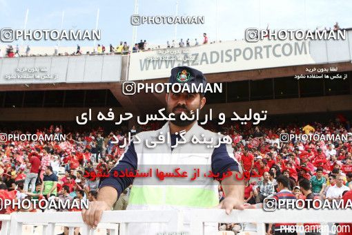 380355, Tehran, Iran, لیگ برتر فوتبال ایران، Persian Gulf Cup، Week 30، Second Leg، Persepolis 2 v 1 Rah Ahan on 2016/05/13 at Azadi Stadium