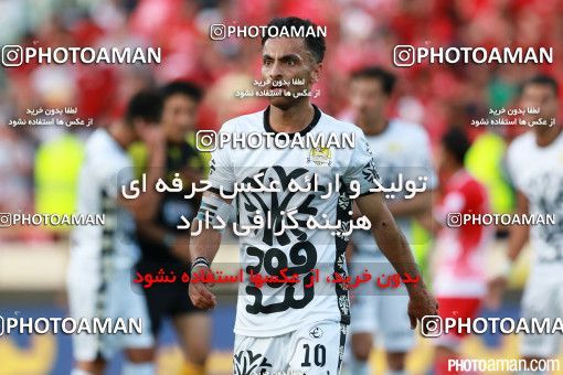378907, Tehran, Iran, لیگ برتر فوتبال ایران، Persian Gulf Cup، Week 30، Second Leg، Persepolis 2 v 1 Rah Ahan on 2016/05/13 at Azadi Stadium
