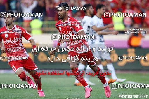 380883, Tehran, Iran, لیگ برتر فوتبال ایران، Persian Gulf Cup، Week 30، Second Leg، Persepolis 2 v 1 Rah Ahan on 2016/05/13 at Azadi Stadium