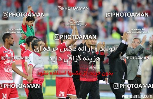 381647, Tehran, Iran, لیگ برتر فوتبال ایران، Persian Gulf Cup، Week 30، Second Leg، Persepolis 2 v 1 Rah Ahan on 2016/05/13 at Azadi Stadium