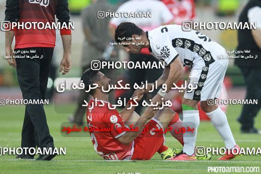 380529, Tehran, Iran, لیگ برتر فوتبال ایران، Persian Gulf Cup، Week 30، Second Leg، Persepolis 2 v 1 Rah Ahan on 2016/05/13 at Azadi Stadium