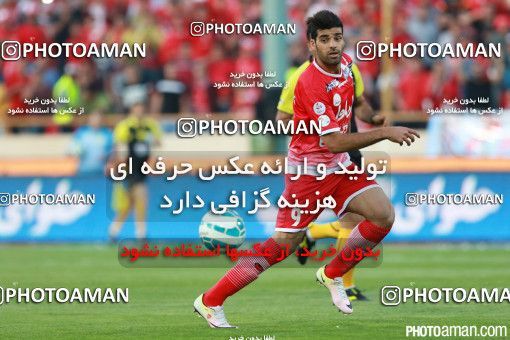 378973, Tehran, Iran, لیگ برتر فوتبال ایران، Persian Gulf Cup، Week 30، Second Leg، Persepolis 2 v 1 Rah Ahan on 2016/05/13 at Azadi Stadium