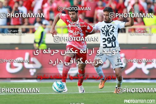 378883, Tehran, Iran, لیگ برتر فوتبال ایران، Persian Gulf Cup، Week 30، Second Leg، Persepolis 2 v 1 Rah Ahan on 2016/05/13 at Azadi Stadium