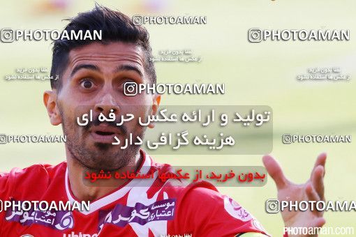 380829, Tehran, Iran, لیگ برتر فوتبال ایران، Persian Gulf Cup، Week 30، Second Leg، Persepolis 2 v 1 Rah Ahan on 2016/05/13 at Azadi Stadium