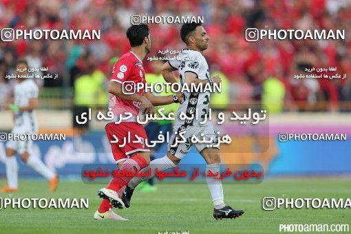 381565, Tehran, Iran, لیگ برتر فوتبال ایران، Persian Gulf Cup، Week 30، Second Leg، Persepolis 2 v 1 Rah Ahan on 2016/05/13 at Azadi Stadium