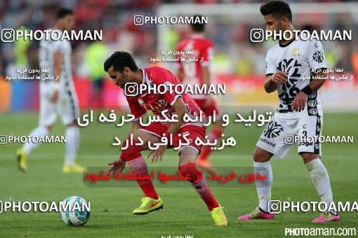 381575, Tehran, Iran, لیگ برتر فوتبال ایران، Persian Gulf Cup، Week 30، Second Leg، Persepolis 2 v 1 Rah Ahan on 2016/05/13 at Azadi Stadium