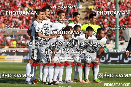 378845, Tehran, Iran, لیگ برتر فوتبال ایران، Persian Gulf Cup، Week 30، Second Leg، Persepolis 2 v 1 Rah Ahan on 2016/05/13 at Azadi Stadium