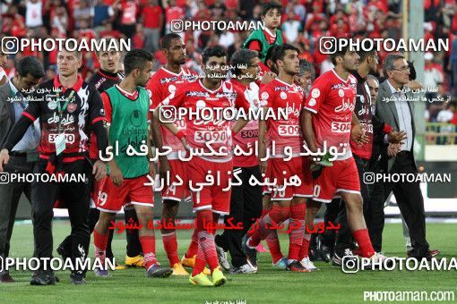 380444, Tehran, Iran, لیگ برتر فوتبال ایران، Persian Gulf Cup، Week 30، Second Leg، Persepolis 2 v 1 Rah Ahan on 2016/05/13 at Azadi Stadium