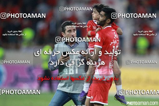 380587, Tehran, Iran, لیگ برتر فوتبال ایران، Persian Gulf Cup، Week 30، Second Leg، Persepolis 2 v 1 Rah Ahan on 2016/05/13 at Azadi Stadium