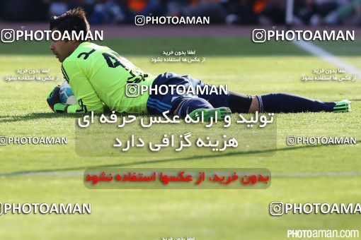 380839, Tehran, Iran, لیگ برتر فوتبال ایران، Persian Gulf Cup، Week 30، Second Leg، Persepolis 2 v 1 Rah Ahan on 2016/05/13 at Azadi Stadium