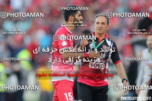 381564, Tehran, Iran, لیگ برتر فوتبال ایران، Persian Gulf Cup، Week 30، Second Leg، Persepolis 2 v 1 Rah Ahan on 2016/05/13 at Azadi Stadium