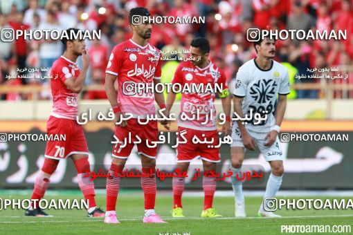 378928, Tehran, Iran, لیگ برتر فوتبال ایران، Persian Gulf Cup، Week 30، Second Leg، Persepolis 2 v 1 Rah Ahan on 2016/05/13 at Azadi Stadium