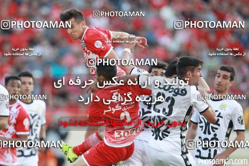 380728, Tehran, Iran, لیگ برتر فوتبال ایران، Persian Gulf Cup، Week 30، Second Leg، Persepolis 2 v 1 Rah Ahan on 2016/05/13 at Azadi Stadium
