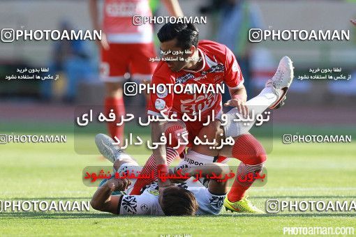 380657, Tehran, Iran, لیگ برتر فوتبال ایران، Persian Gulf Cup، Week 30، Second Leg، Persepolis 2 v 1 Rah Ahan on 2016/05/13 at Azadi Stadium