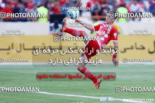 380873, Tehran, Iran, لیگ برتر فوتبال ایران، Persian Gulf Cup، Week 30، Second Leg، Persepolis 2 v 1 Rah Ahan on 2016/05/13 at Azadi Stadium