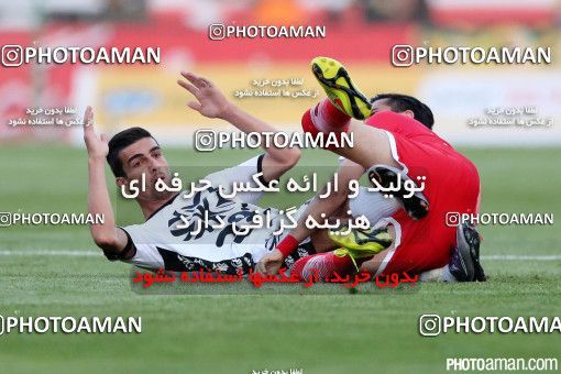 381552, Tehran, Iran, لیگ برتر فوتبال ایران، Persian Gulf Cup، Week 30، Second Leg، Persepolis 2 v 1 Rah Ahan on 2016/05/13 at Azadi Stadium