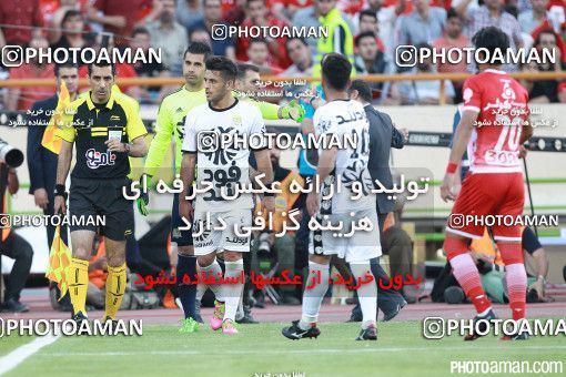 380787, Tehran, Iran, لیگ برتر فوتبال ایران، Persian Gulf Cup، Week 30، Second Leg، Persepolis 2 v 1 Rah Ahan on 2016/05/13 at Azadi Stadium
