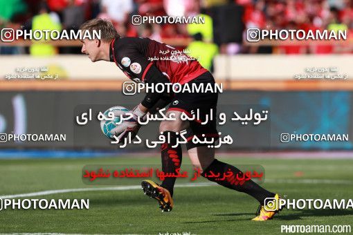 378852, Tehran, Iran, لیگ برتر فوتبال ایران، Persian Gulf Cup، Week 30، Second Leg، Persepolis 2 v 1 Rah Ahan on 2016/05/13 at Azadi Stadium