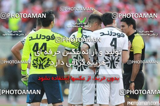 380744, Tehran, Iran, لیگ برتر فوتبال ایران، Persian Gulf Cup، Week 30، Second Leg، Persepolis 2 v 1 Rah Ahan on 2016/05/13 at Azadi Stadium