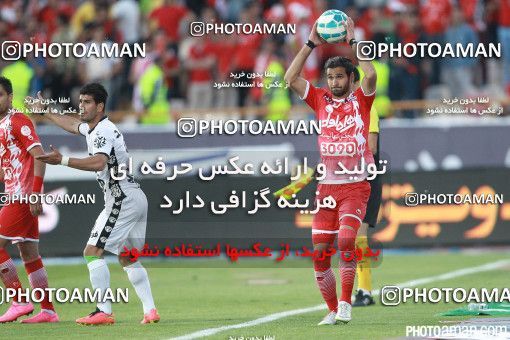 380509, Tehran, Iran, لیگ برتر فوتبال ایران، Persian Gulf Cup، Week 30، Second Leg، Persepolis 2 v 1 Rah Ahan on 2016/05/13 at Azadi Stadium