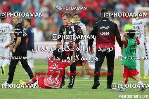 381582, Tehran, Iran, لیگ برتر فوتبال ایران، Persian Gulf Cup، Week 30، Second Leg، Persepolis 2 v 1 Rah Ahan on 2016/05/13 at Azadi Stadium