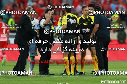 378776, Tehran, Iran, لیگ برتر فوتبال ایران، Persian Gulf Cup، Week 30، Second Leg، Persepolis 2 v 1 Rah Ahan on 2016/05/13 at Azadi Stadium