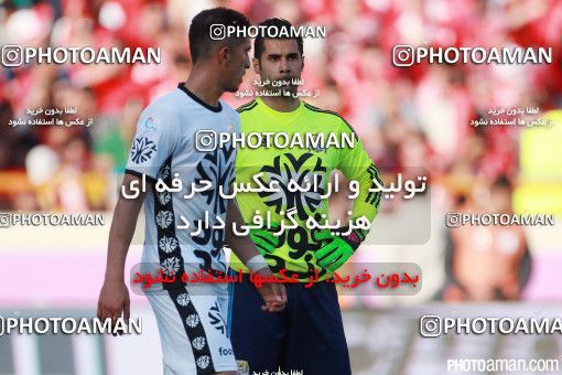 380065, Tehran, Iran, لیگ برتر فوتبال ایران، Persian Gulf Cup، Week 30، Second Leg، Persepolis 2 v 1 Rah Ahan on 2016/05/13 at Azadi Stadium