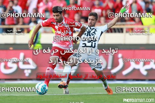 378884, Tehran, Iran, لیگ برتر فوتبال ایران، Persian Gulf Cup، Week 30، Second Leg، Persepolis 2 v 1 Rah Ahan on 2016/05/13 at Azadi Stadium