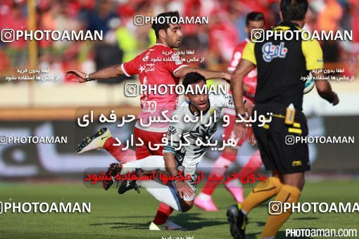 380048, Tehran, Iran, لیگ برتر فوتبال ایران، Persian Gulf Cup، Week 30، Second Leg، Persepolis 2 v 1 Rah Ahan on 2016/05/13 at Azadi Stadium