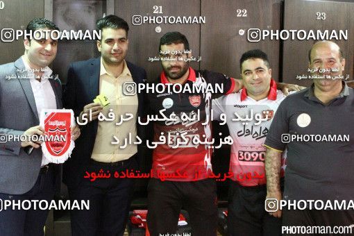 380360, Tehran, Iran, لیگ برتر فوتبال ایران، Persian Gulf Cup، Week 30، Second Leg، Persepolis 2 v 1 Rah Ahan on 2016/05/13 at Azadi Stadium