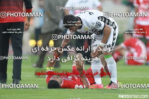 380530, Tehran, Iran, لیگ برتر فوتبال ایران، Persian Gulf Cup، Week 30، Second Leg، Persepolis 2 v 1 Rah Ahan on 2016/05/13 at Azadi Stadium