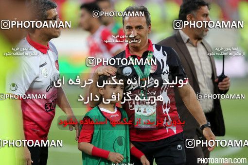 381616, Tehran, Iran, لیگ برتر فوتبال ایران، Persian Gulf Cup، Week 30، Second Leg، Persepolis 2 v 1 Rah Ahan on 2016/05/13 at Azadi Stadium