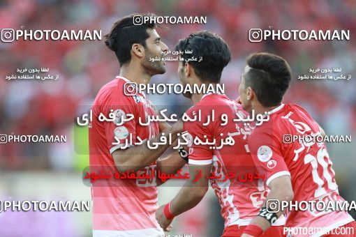 380777, Tehran, Iran, لیگ برتر فوتبال ایران، Persian Gulf Cup، Week 30، Second Leg، Persepolis 2 v 1 Rah Ahan on 2016/05/13 at Azadi Stadium