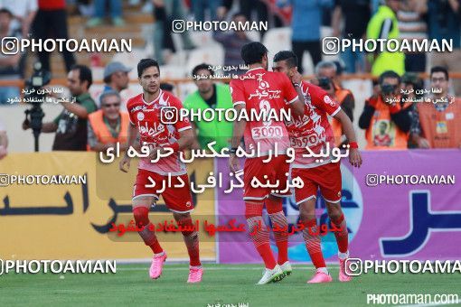 379875, Tehran, Iran, لیگ برتر فوتبال ایران، Persian Gulf Cup، Week 30، Second Leg، Persepolis 2 v 1 Rah Ahan on 2016/05/13 at Azadi Stadium