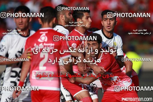 380019, Tehran, Iran, لیگ برتر فوتبال ایران، Persian Gulf Cup، Week 30، Second Leg، Persepolis 2 v 1 Rah Ahan on 2016/05/13 at Azadi Stadium