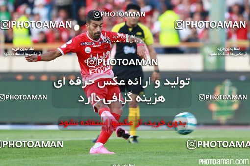 378932, Tehran, Iran, لیگ برتر فوتبال ایران، Persian Gulf Cup، Week 30، Second Leg، Persepolis 2 v 1 Rah Ahan on 2016/05/13 at Azadi Stadium