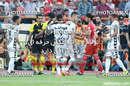 380784, Tehran, Iran, لیگ برتر فوتبال ایران، Persian Gulf Cup، Week 30، Second Leg، Persepolis 2 v 1 Rah Ahan on 2016/05/13 at Azadi Stadium