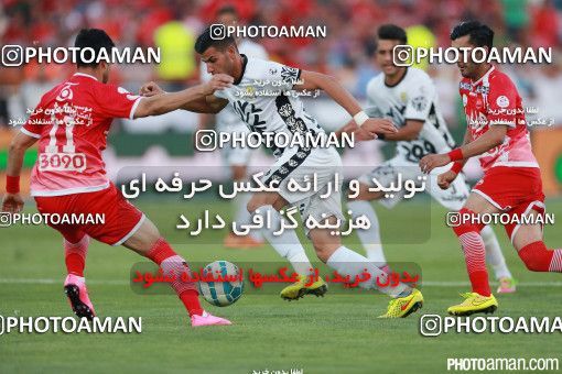 379891, Tehran, Iran, لیگ برتر فوتبال ایران، Persian Gulf Cup، Week 30، Second Leg، Persepolis 2 v 1 Rah Ahan on 2016/05/13 at Azadi Stadium