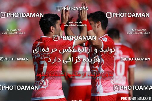379957, Tehran, Iran, لیگ برتر فوتبال ایران، Persian Gulf Cup، Week 30، Second Leg، Persepolis 2 v 1 Rah Ahan on 2016/05/13 at Azadi Stadium