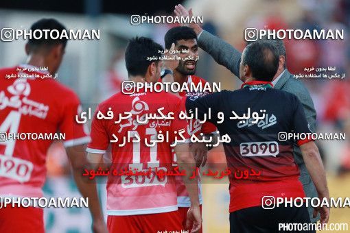 379864, Tehran, Iran, لیگ برتر فوتبال ایران، Persian Gulf Cup، Week 30، Second Leg، Persepolis 2 v 1 Rah Ahan on 2016/05/13 at Azadi Stadium