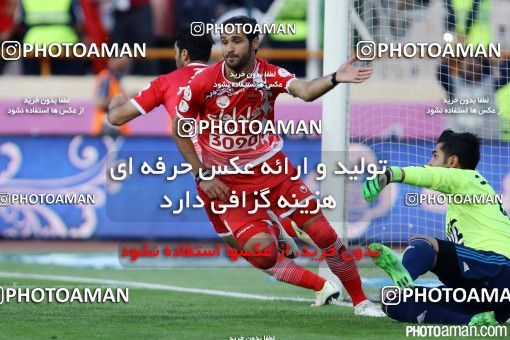 380888, Tehran, Iran, لیگ برتر فوتبال ایران، Persian Gulf Cup، Week 30، Second Leg، Persepolis 2 v 1 Rah Ahan on 2016/05/13 at Azadi Stadium