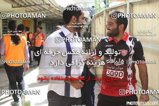 380366, Tehran, Iran, لیگ برتر فوتبال ایران، Persian Gulf Cup، Week 30، Second Leg، Persepolis 2 v 1 Rah Ahan on 2016/05/13 at Azadi Stadium