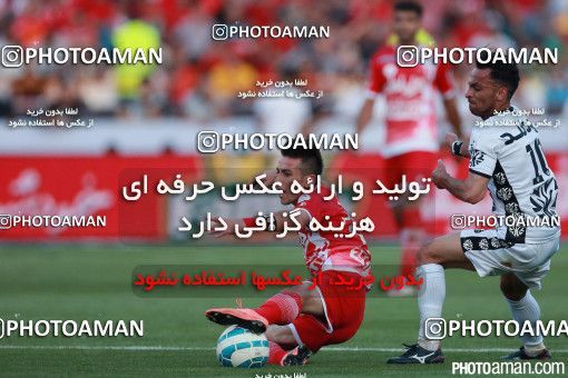 379846, Tehran, Iran, لیگ برتر فوتبال ایران، Persian Gulf Cup، Week 30، Second Leg، Persepolis 2 v 1 Rah Ahan on 2016/05/13 at Azadi Stadium