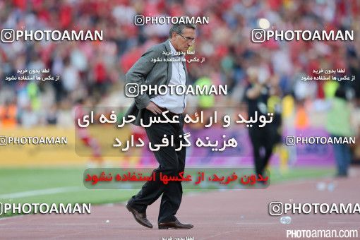 381557, Tehran, Iran, لیگ برتر فوتبال ایران، Persian Gulf Cup، Week 30، Second Leg، Persepolis 2 v 1 Rah Ahan on 2016/05/13 at Azadi Stadium